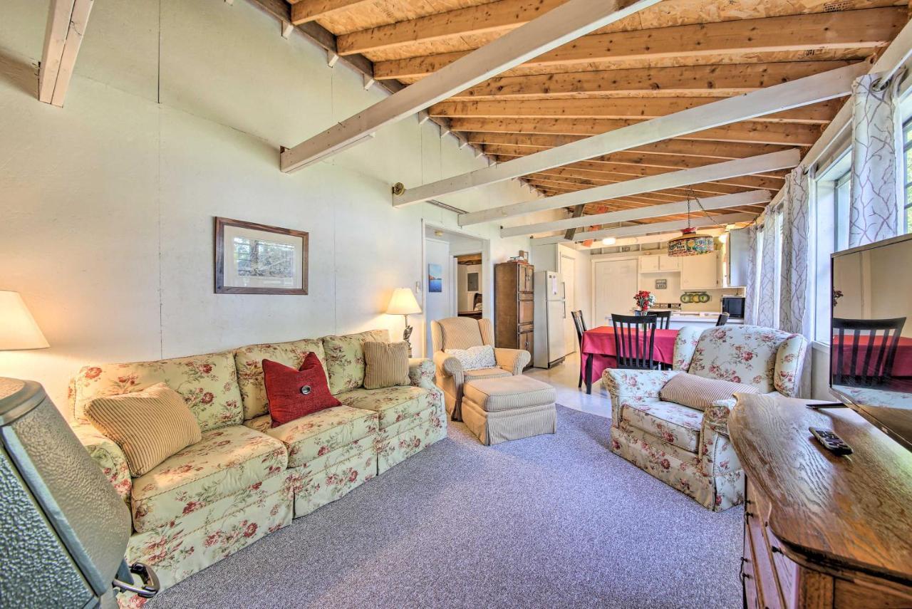 Rustic Retreat Across From Lake Family Friendly! Union Luaran gambar