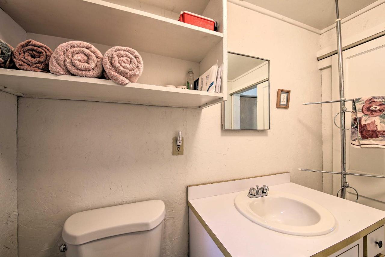 Rustic Retreat Across From Lake Family Friendly! Union Luaran gambar